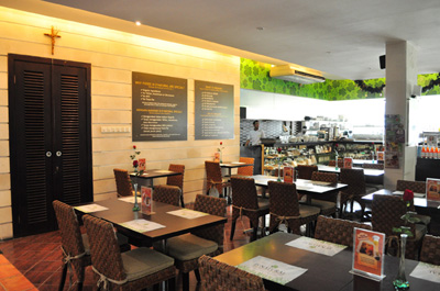 Resto Sehat dan Lezat di D’Natural