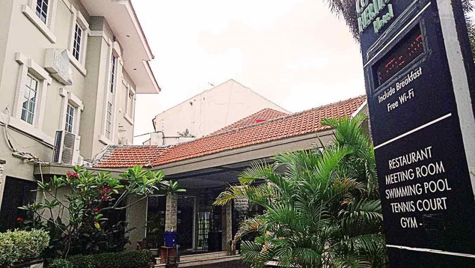 Sensasi Taman Tropis ala Country Heritage Resort Hotel